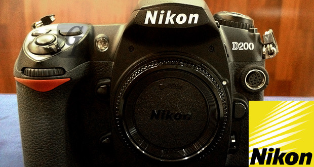 【Nikon】ニコン デジタル一眼レフカメラ D200
