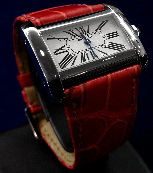 【Cartier】カルティエ ミニタンク ディヴァン クロコベルトは高額だが中古では安定した人気でプレゼントに最適、リーズナブルな定番モデル