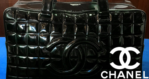 CHANEL】シャネル チョコバー エナメルバッグは 高額なバッグの中で リーズナブルで機能的な入門バッグとして最適なモデル |  Φ-GRID：ファイグリッド